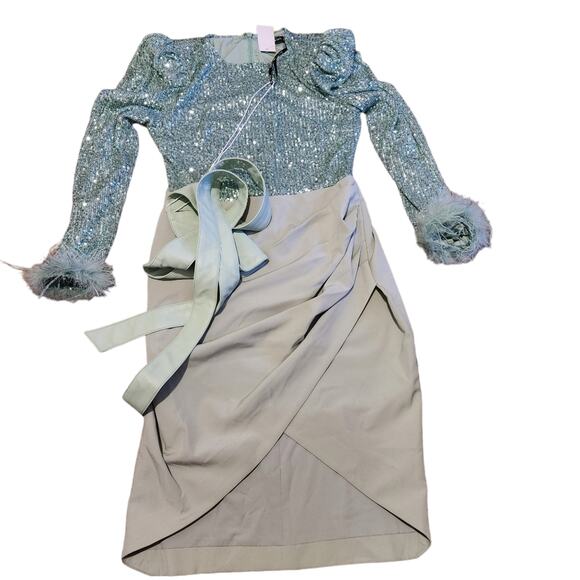 NEW Lavish Alice sage sequin feather embellished dress size 10 - Picture 3 of 6